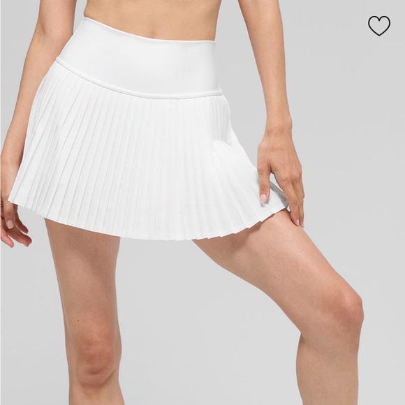 ALO Yoga White Pleated Skater Skirt - Picture 3 of 4